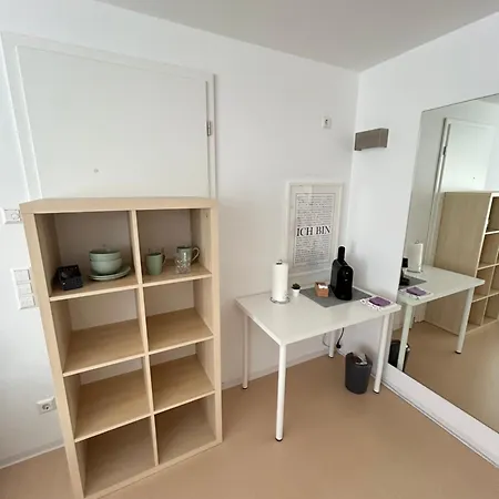 Inspirierendes Sport-motto-zimmer In Naehe Lidl Audi Apartment